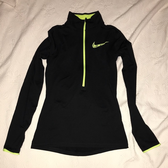 Nike Tops - Nike Pro Dri-Fit women’s half zip